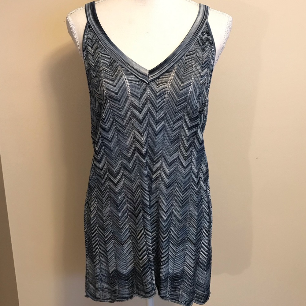WHBM Chevron Blue Top - Large - EUC